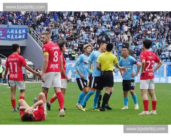 激战正酣巅峰对决引爆全场足球赛事直播推文热议不断激情再度升温